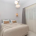 Camelia Luxury