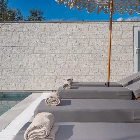 Camelia Luxury Semesterbostad *
